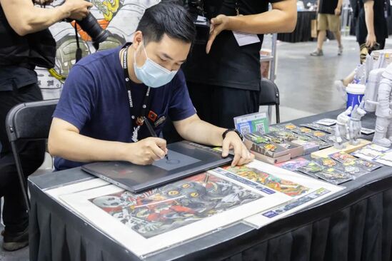 在cts展上许多小工作室头一天或第二日上午就卖光了准备的存货,空空如